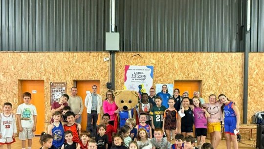 Le SLO BASKET récompensé par la FFBB