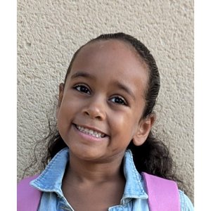 Mia MENASIE